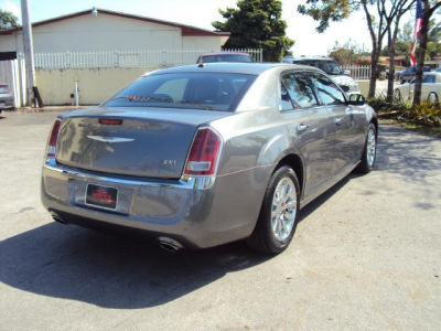 2012 Chrysler 300  Limited