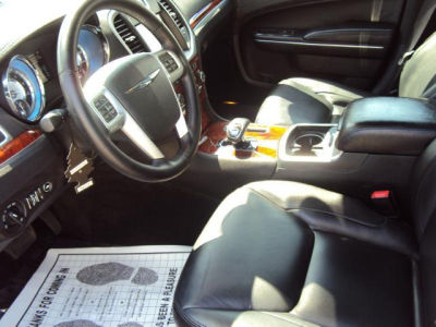 2012 Chrysler 300  Limited