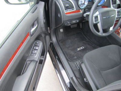 2012 Chrysler 300  Base