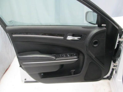 2011 Chrysler 300  Limited