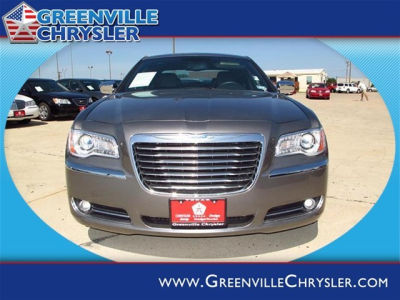 2011 Chrysler 300  Limited