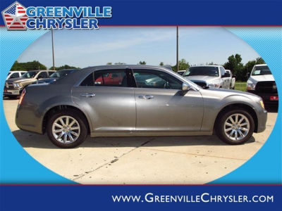 2011 Chrysler 300  Limited