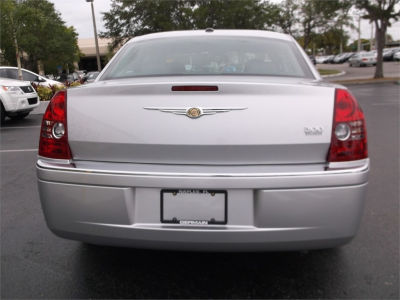 2010 Chrysler 300  Limited