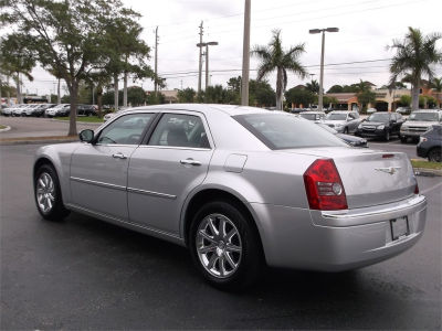2010 Chrysler 300  Limited