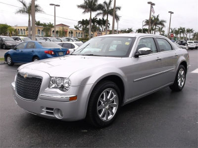 2010 Chrysler 300  Limited