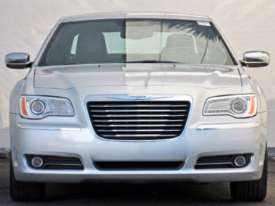 2012 Chrysler 300  Limited