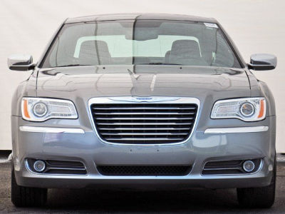2012 Chrysler 300  Limited