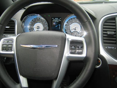 2012 Chrysler 300  Limited