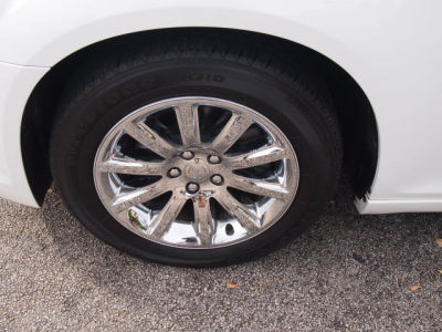 2012 Chrysler 300  Limited