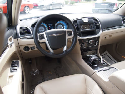 2012 Chrysler 300  Limited