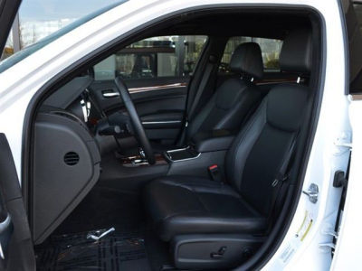 2012 Chrysler 300  Limited