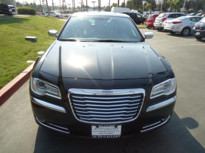 2012 Chrysler 300  Limited