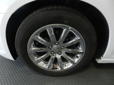 2012 Chrysler 300  Limited