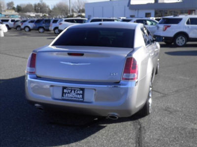 2011 Chrysler 300  Limited