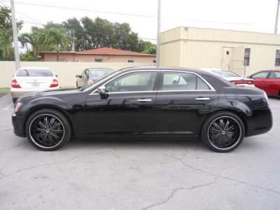 2012 Chrysler 300  Limited