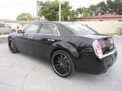 2012 Chrysler 300  Limited
