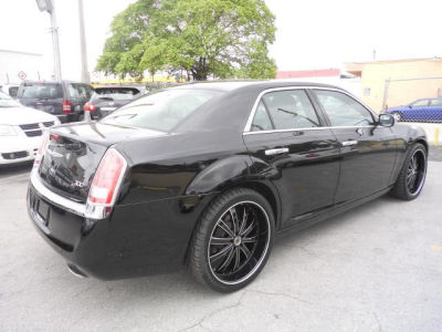 2012 Chrysler 300  Limited