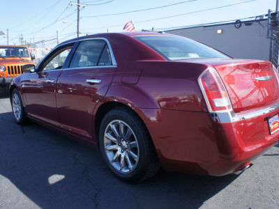 2012 Chrysler 300  Limited
