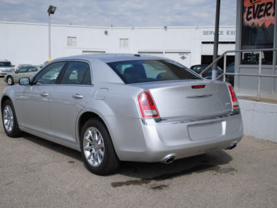 2011 Chrysler 300  Limited