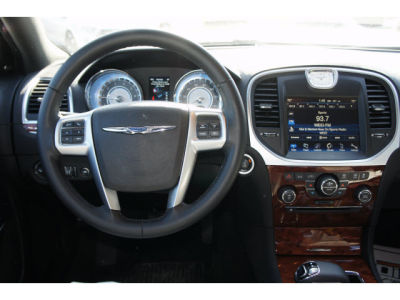 2012 Chrysler 300  Limited