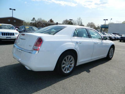2012 Chrysler 300  Limited