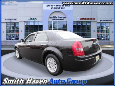 2010 Chrysler 300  Touring