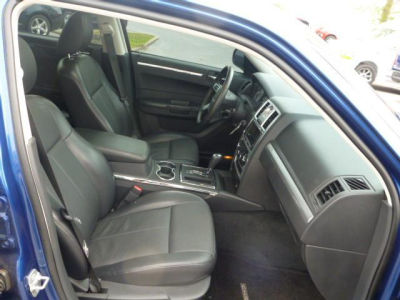 2010 Chrysler 300  Touring