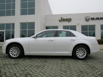 2011 Chrysler 300