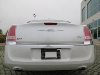 2011 Chrysler 300