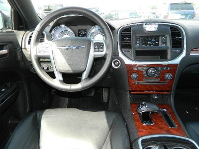 2012 Chrysler 300  Limited