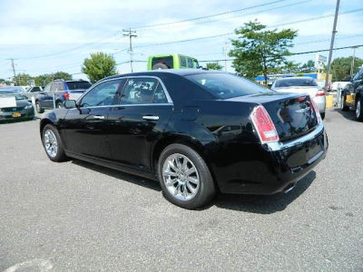 2012 Chrysler 300  Limited