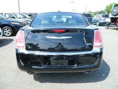 2012 Chrysler 300  Limited