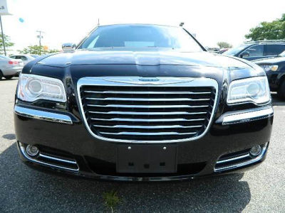 2012 Chrysler 300  Limited