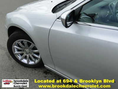 2012 Chrysler 300  Limited