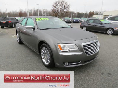 2012 Chrysler 300  Limited