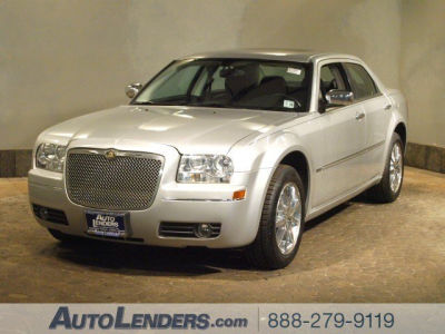 2010 Chrysler 300  Touring Signature
