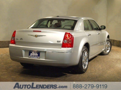 2010 Chrysler 300  Touring Signature
