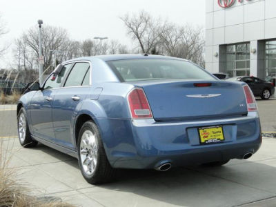 2011 Chrysler 300  Limited
