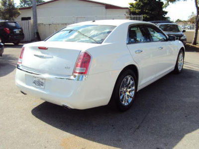 2012 Chrysler 300  Limited