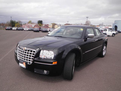 2010 Chrysler 300  Touring/Signature Series