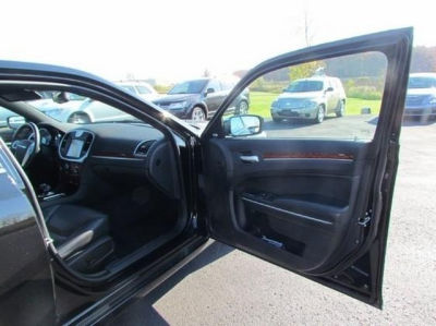 2012 Chrysler 300  Limited