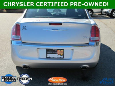 2012 Chrysler 300  Limited