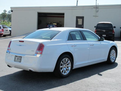 2012 Chrysler 300  Limited