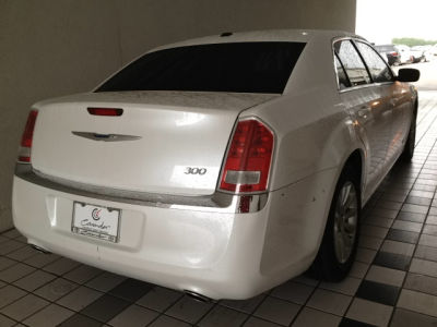 2011 Chrysler 300  Base