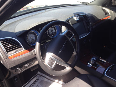 2012 Chrysler 300  Limited