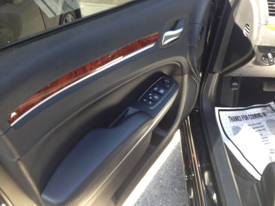 2012 Chrysler 300  Limited