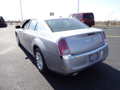 2011 Chrysler 300  Base