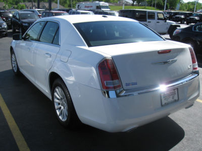 2011 Chrysler 300  Base