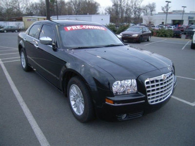 2010 Chrysler 300  Touring Plus