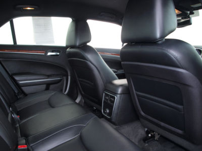 2012 Chrysler 300  Limited